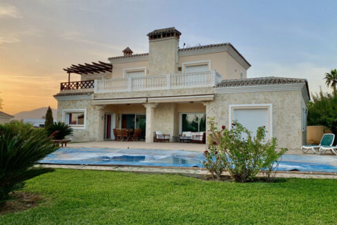 lussuosa villa in Mijas Golf