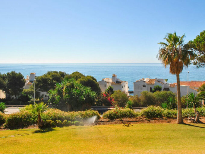 casa fronte mare in vendita