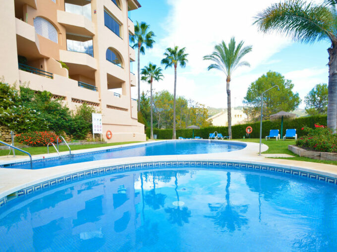 panoramic view penthouse in Elviria