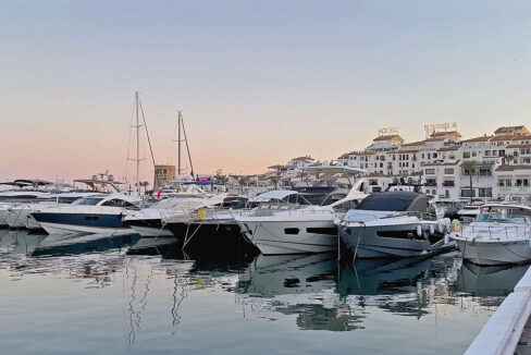 5-Exterior-View-Apartment-Grande-Banus